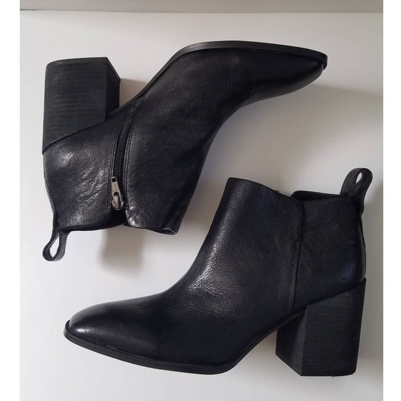 Vionic Black Ankle Boots - Picture 4 of 12